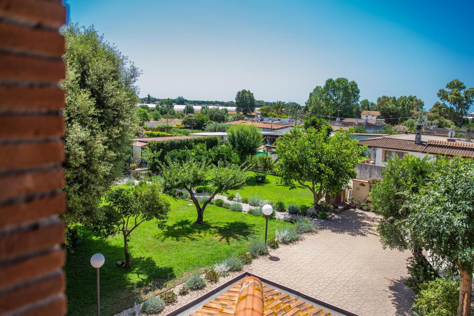 I Lecci Guesthouse San Felice Circeo Exterior foto